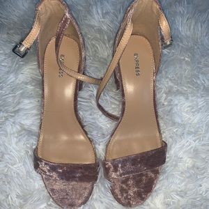 Express light purple velvet low heels size 7!